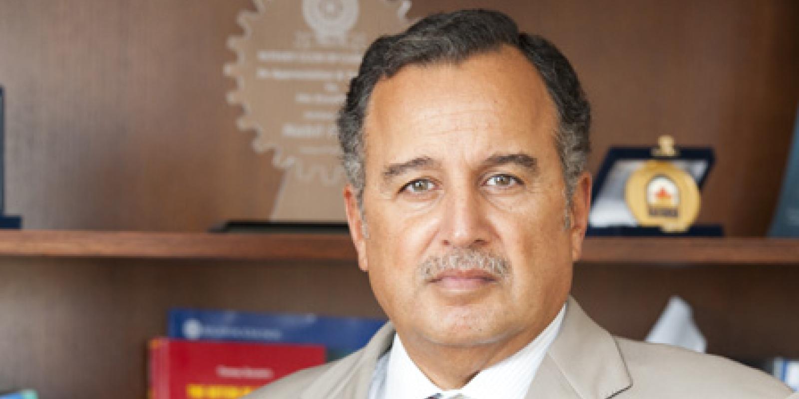 نبيل فهمي يفكك شيفرة الاتفاق الهش بين واشنطن وطهران